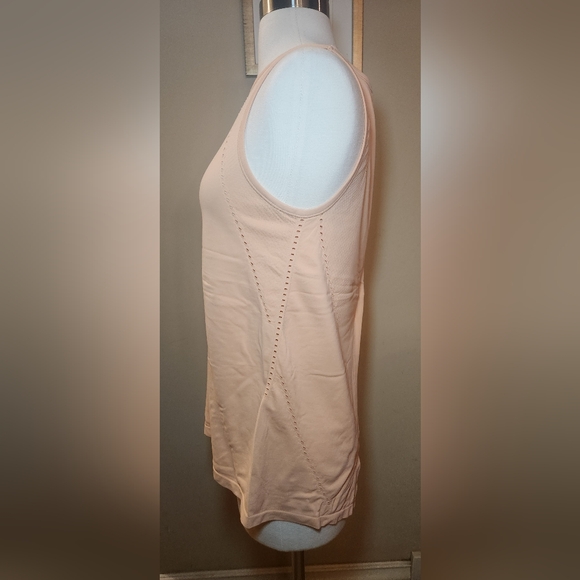 Athleta Foothill Seamless Tank Size XS Energetic Peach - Picture 3 of 7